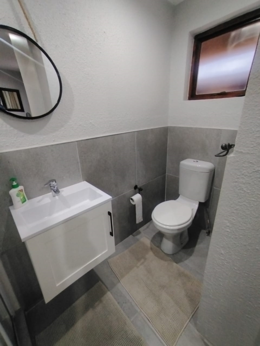 7 Bedroom Property for Sale in Lakeland North West